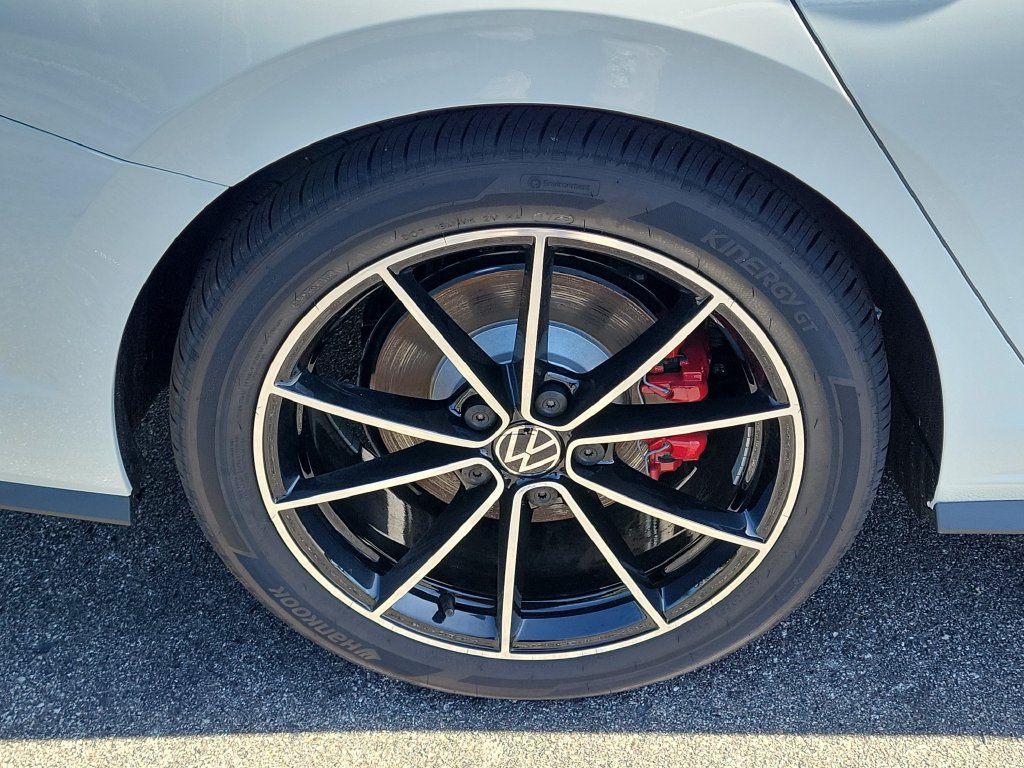 New 2027 Volkswagen Jetta GLI Autobahn FWD image 5