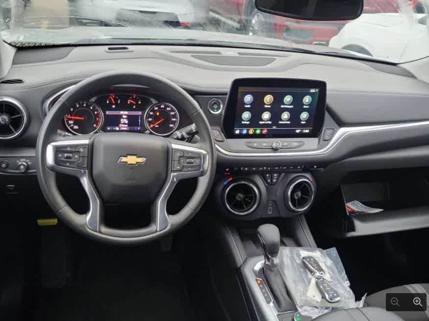 Used 2024 Chevrolet Blazer LT w/ Convenience Package FWD image 10