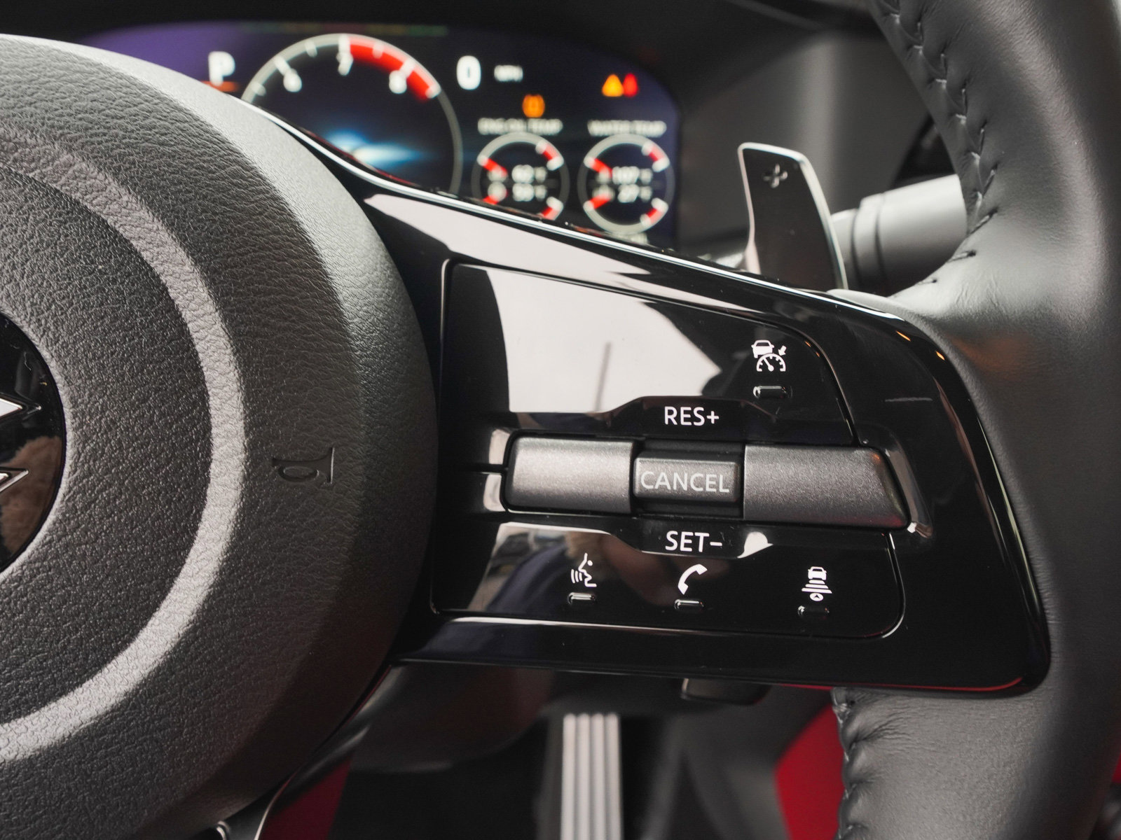 Used 2025 Nissan Z Performance w/ Floor Mat Package image 19