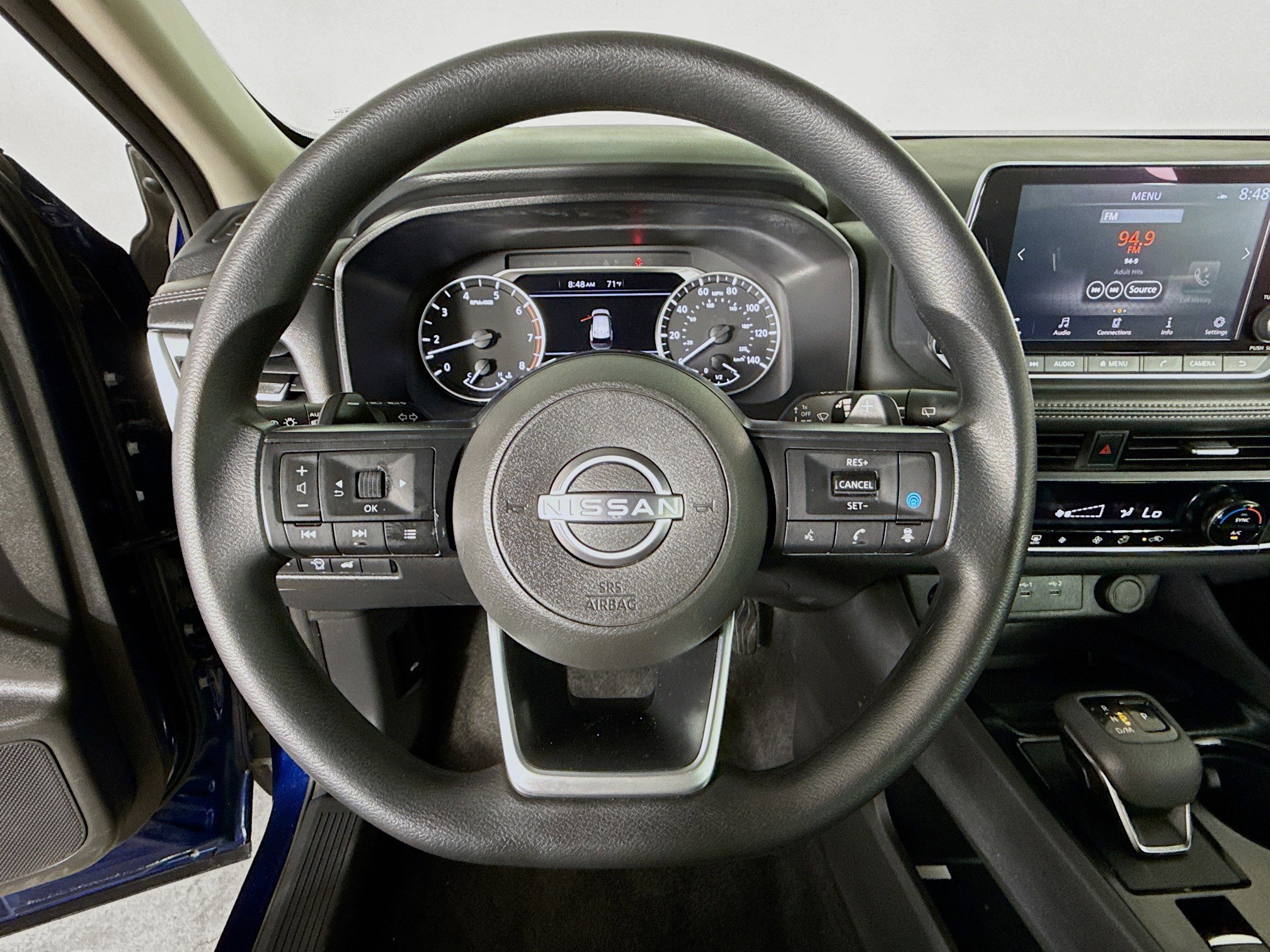 Used 2024 Nissan Rogue SV AWD/4WD image 11