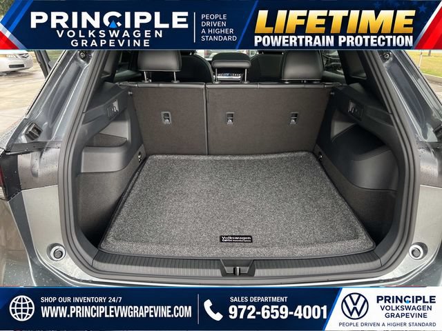 New 2026 Volkswagen Tiguan SE R-Line FWD image 24