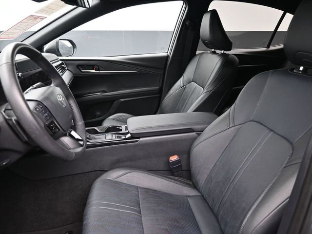 Used 2025 Toyota Camry LE image 24