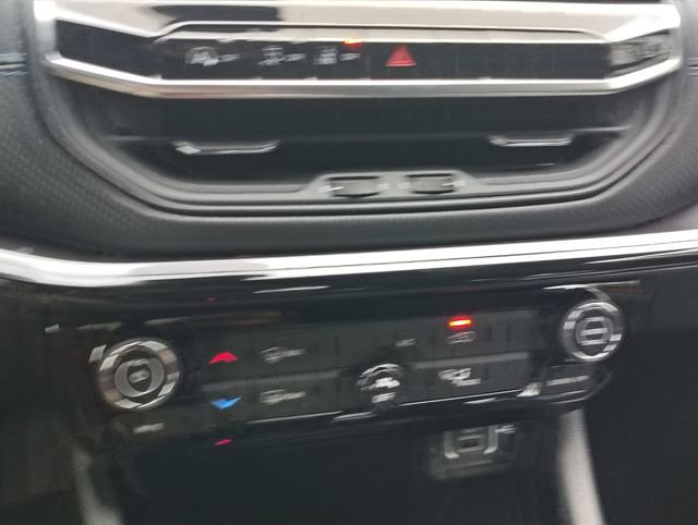 New 2026 Jeep Compass Latitude image 23