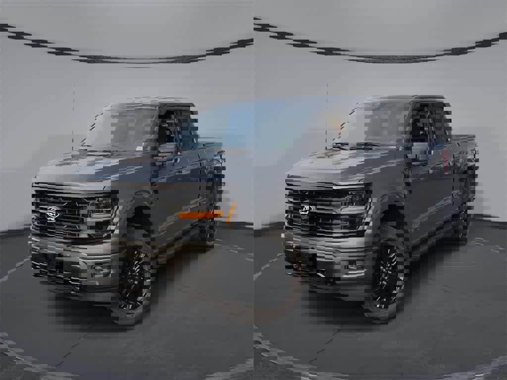 New 2025 Ford F150 XLT w/ Equipment Group 302A MID