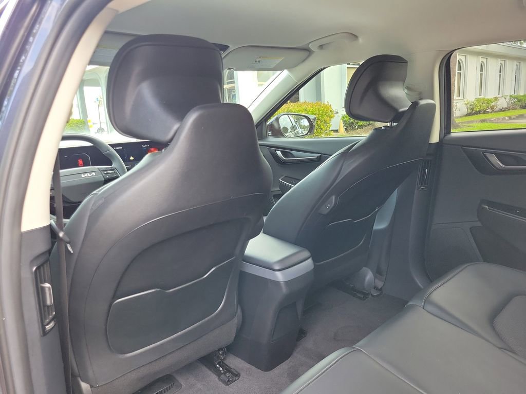 Used 2025 Kia EV6 Light RWD image 8