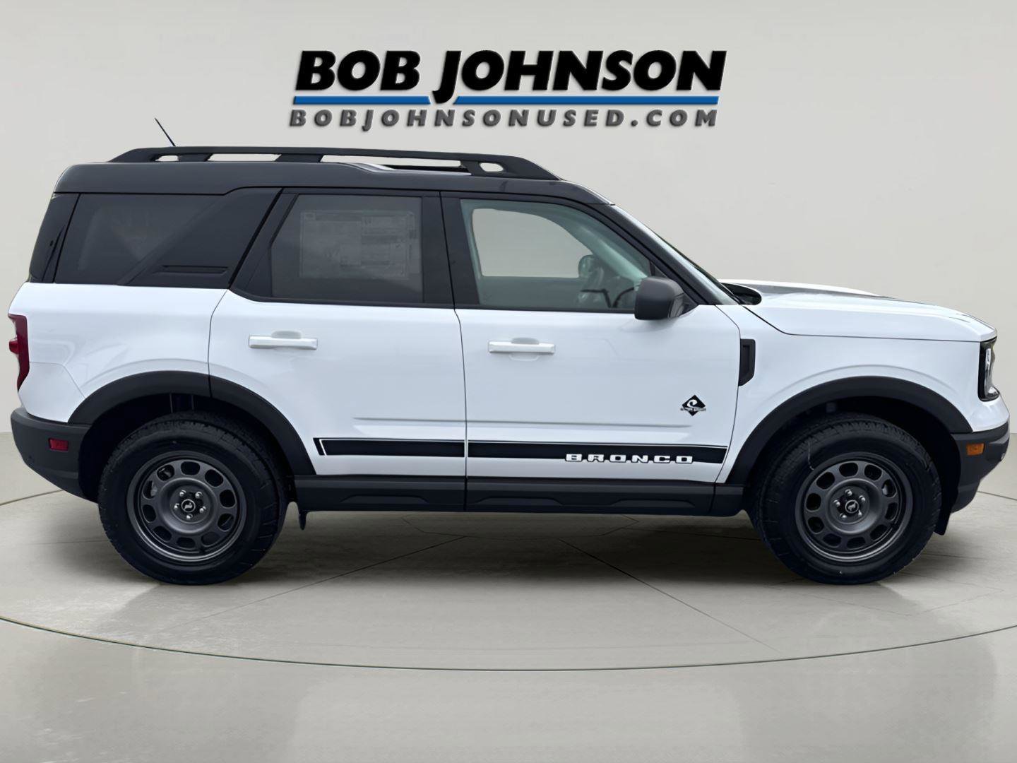 Used 2024 Ford Bronco Sport Outer Banks image 2