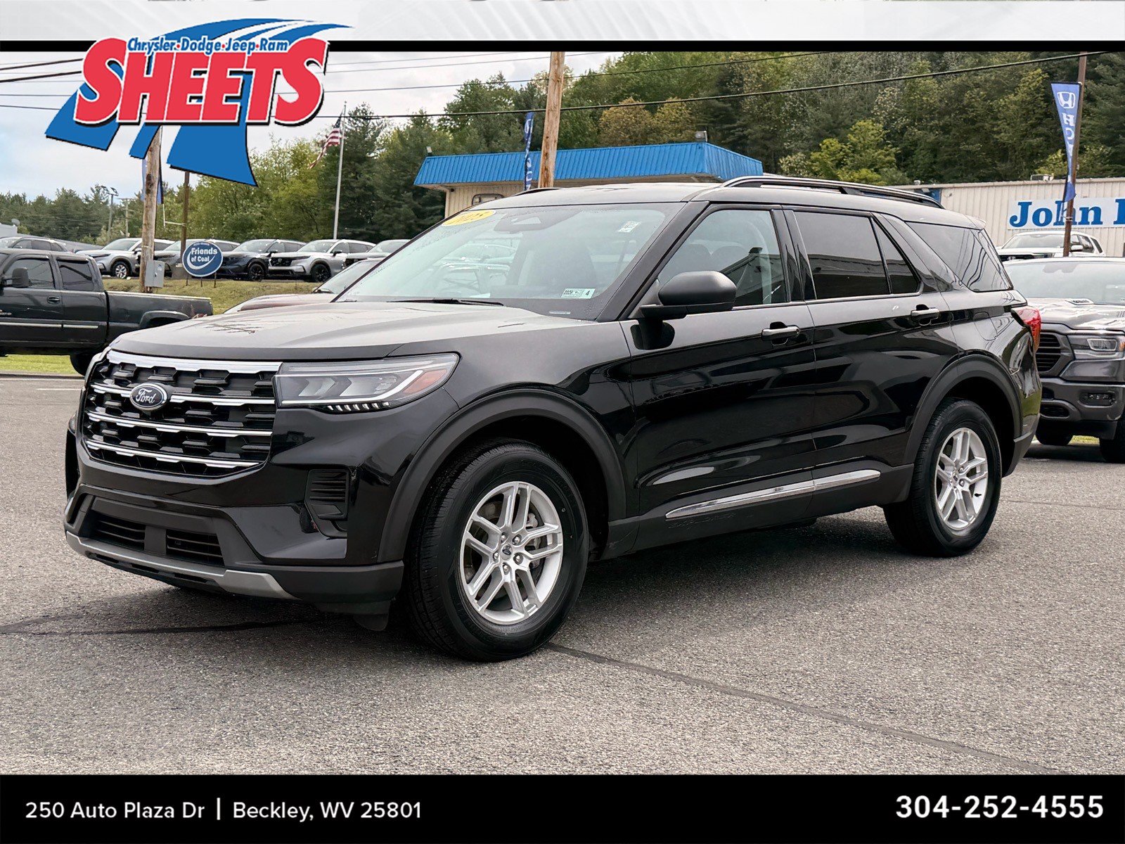 Used 2025 Ford Explorer Active