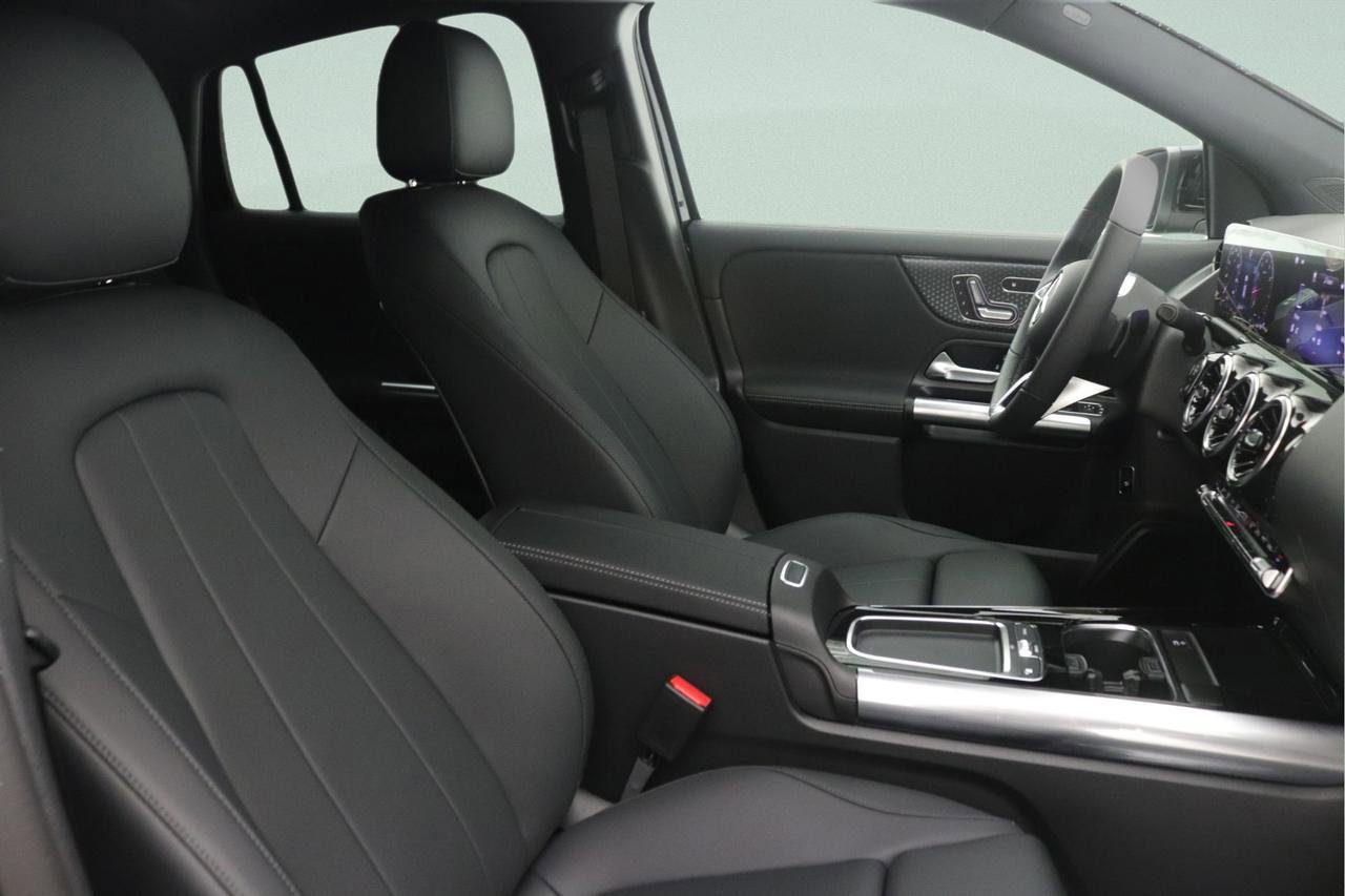 New 2026 Mercedes-Benz GLA 250 4MATIC image 7