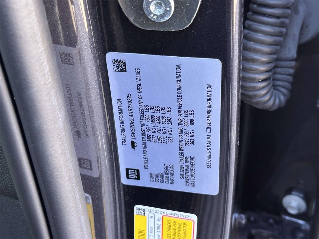 Used 2024 GMC Yukon Denali w/ Denali Reserve Package image 26