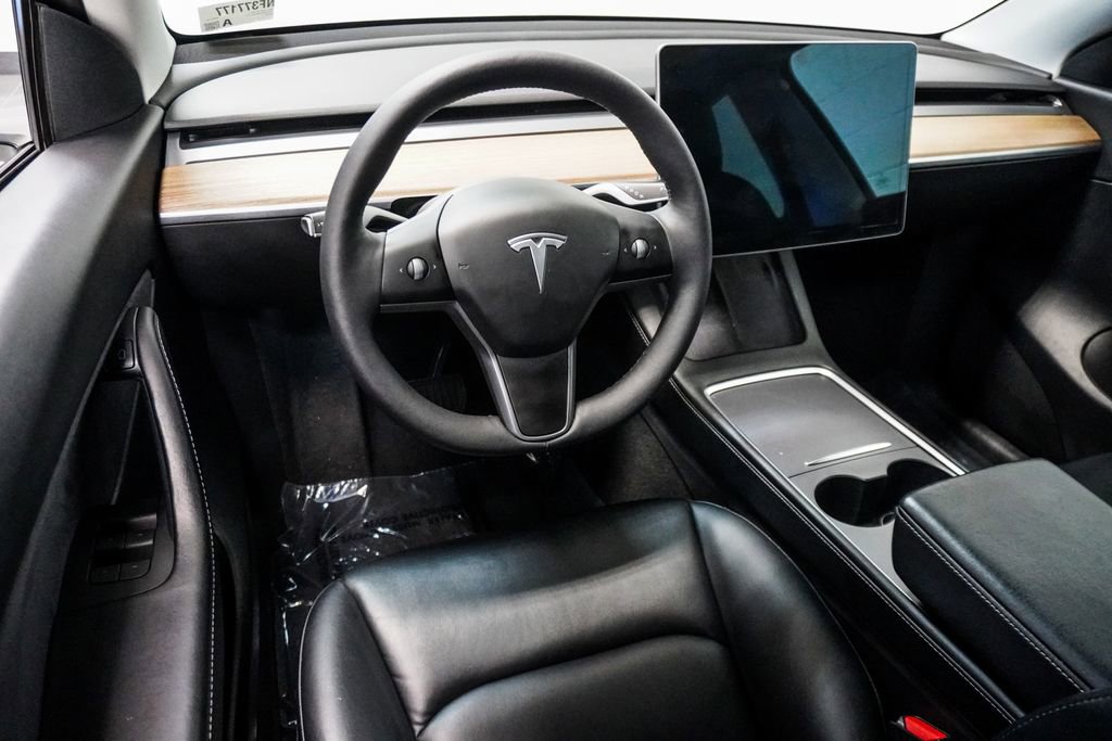 Used 2022 Tesla Model Y Long Range AWD/4WD image 12
