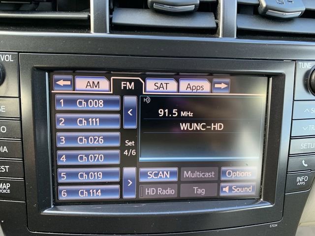 Used 2012 Toyota Prius V Five image 24