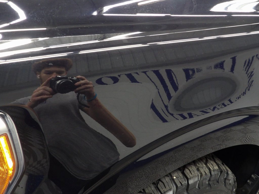 Used 2023 Ford F150 Lariat w/ Equipment Group 502A High image 39