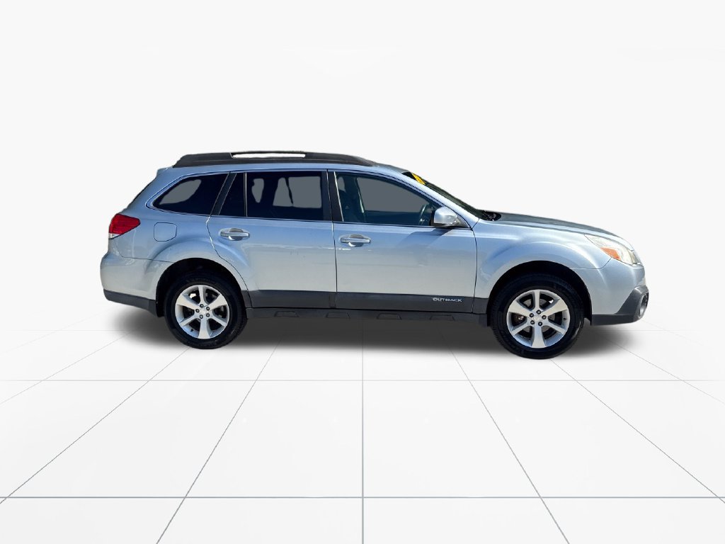 Used 2013 Subaru Outback 2.5i Limited w/ Popular Pkg 1A AWD/4WD image 9