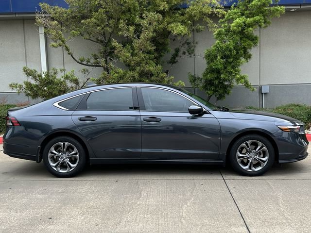 Used 2024 Honda Accord EX image 3