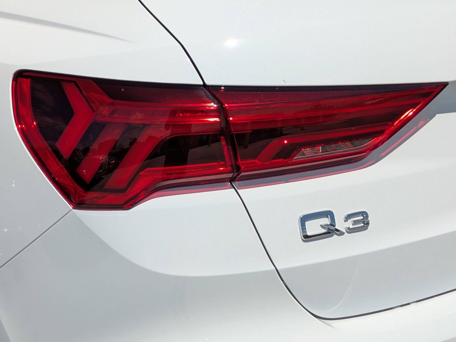New 2025 Audi Q3 2.0T Premium AWD/4WD image 14