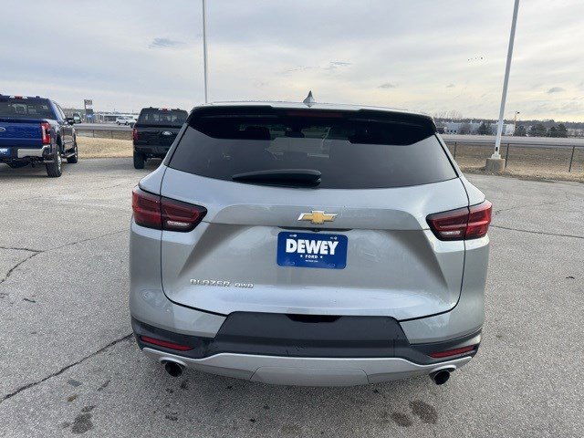 Used 2023 Chevrolet Blazer LT image 7