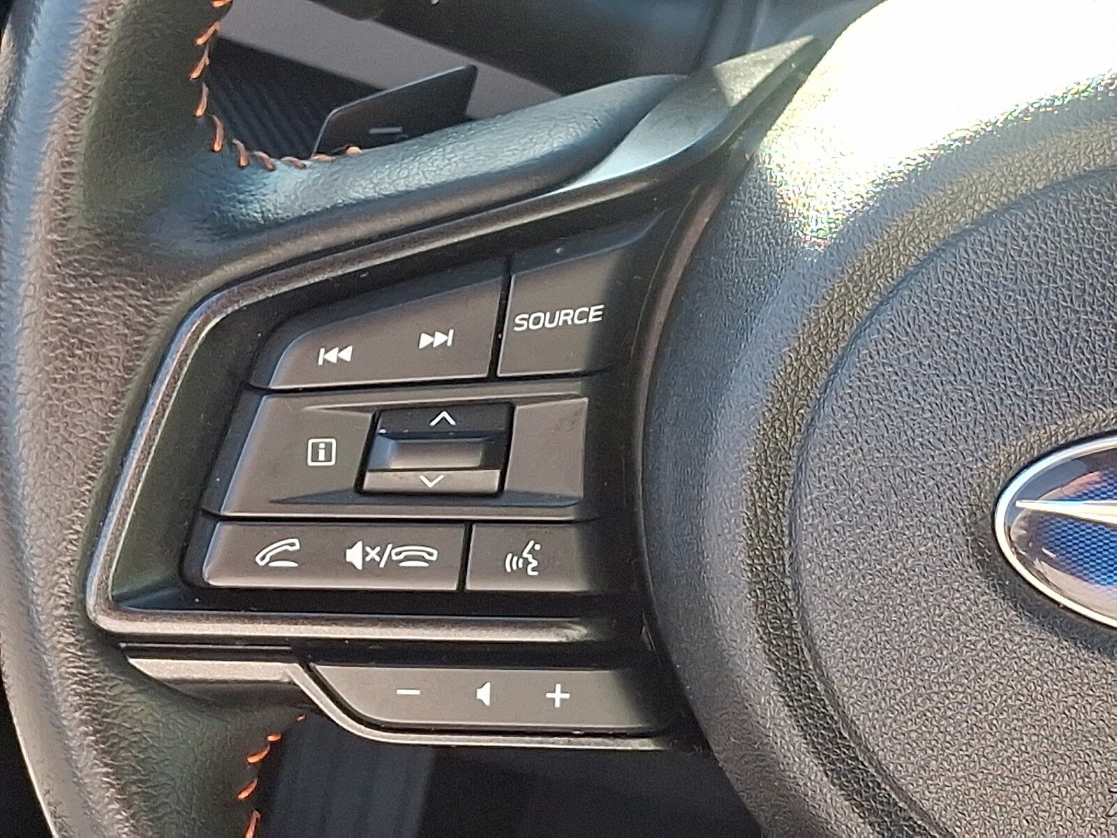 Certified 2024 Subaru Crosstrek 2.5i Limited w/ Crosstrek Mirror Package AWD/4WD image 20