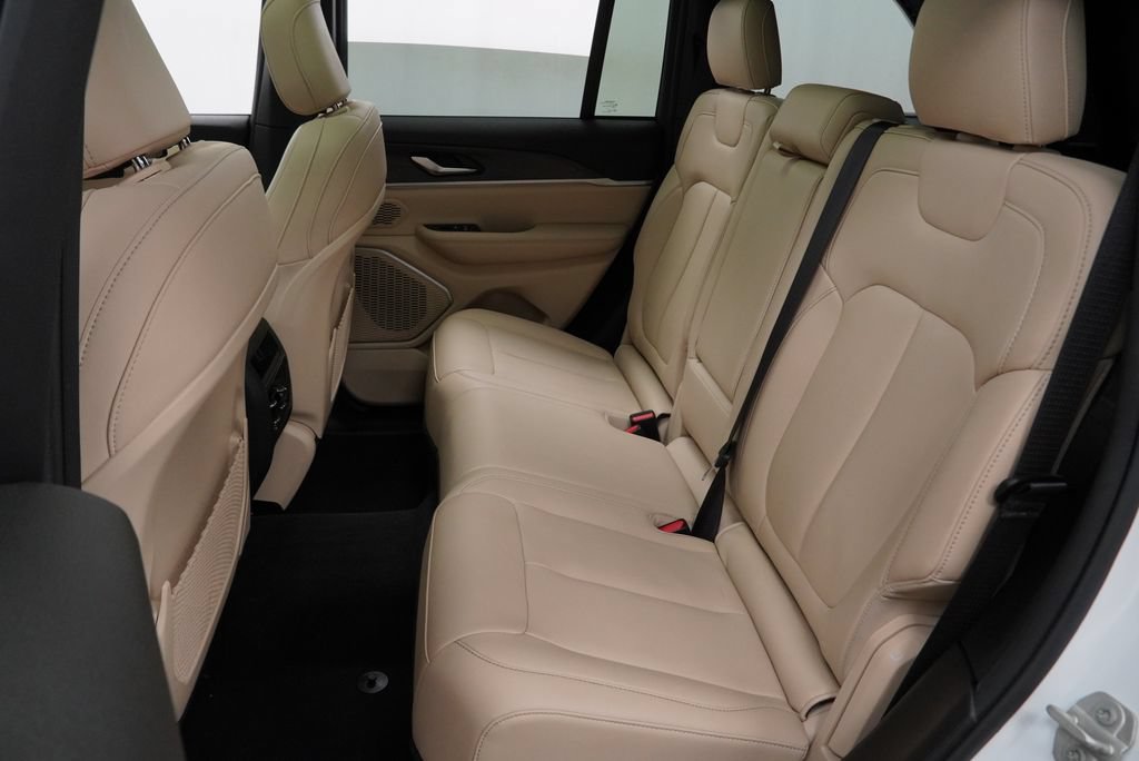 Used 2024 Jeep Grand Cherokee Limited 4xe AWD/4WD image 20