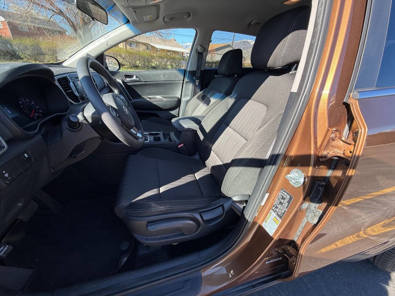 Used 2017 Kia Sportage LX image 10