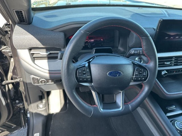 Used 2025 Ford Explorer ST-Line w/ ST-Line Street Pack AWD/4WD image 13