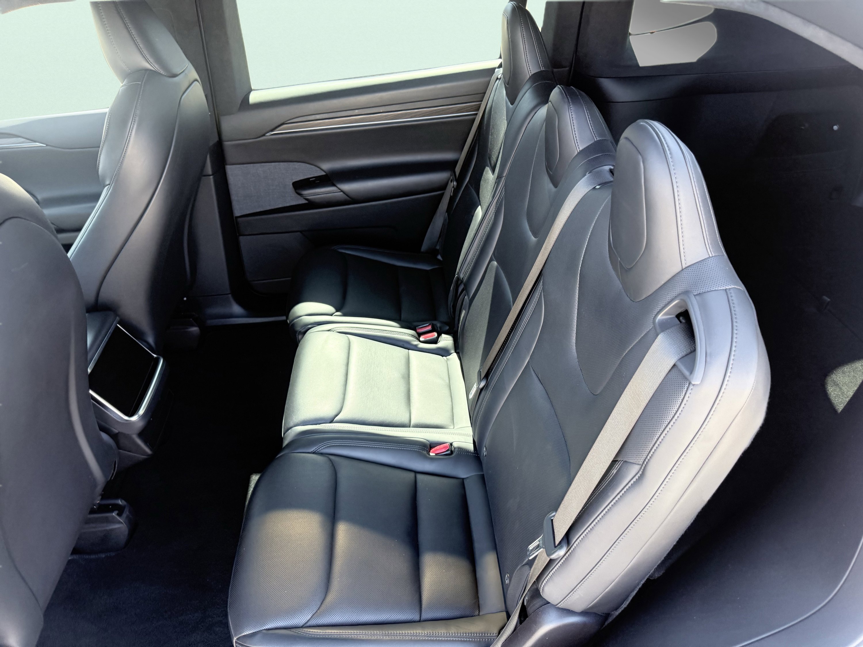 Used 2023 Tesla Model X AWD/4WD image 47