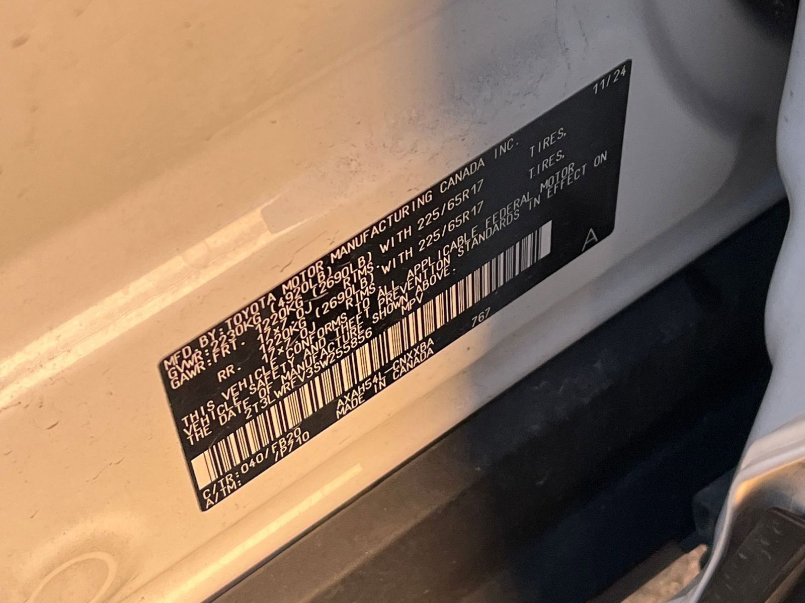 Used 2025 Toyota RAV4 LE image 28