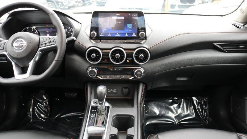 Used 2021 Nissan Sentra SR w/ SR Premium Package image 19