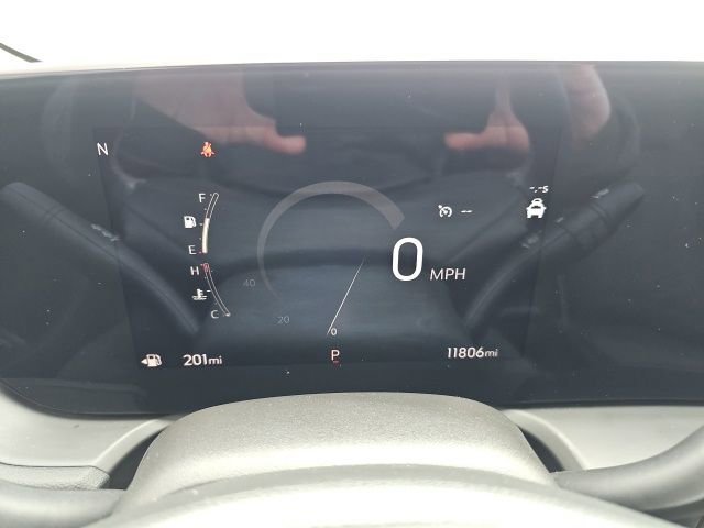 Used 2024 Buick Encore GX Preferred w/ Advanced Technology Package AWD/4WD image 16