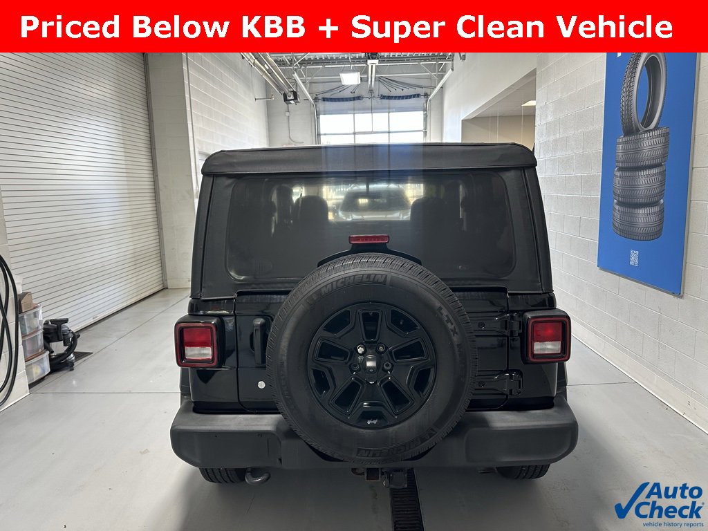 Used 2018 Jeep Wrangler Sport image 7