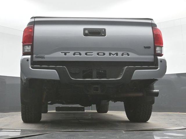 Used 2019 Toyota Tacoma TRD Off-Road AWD/4WD image 47