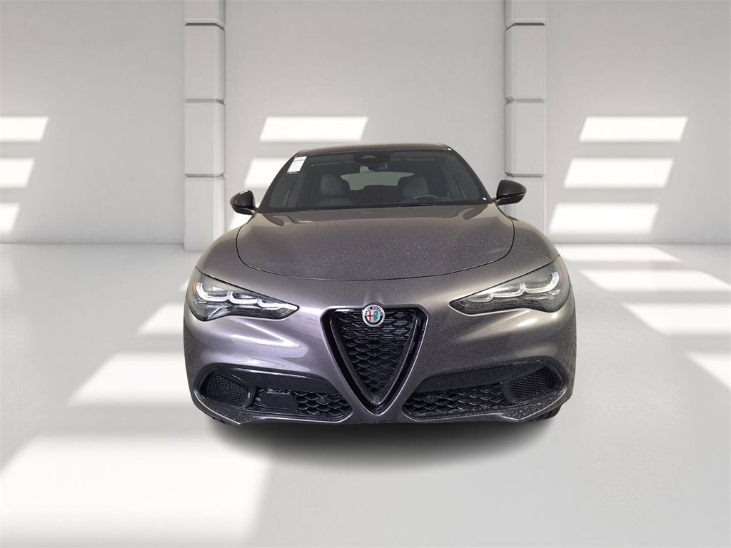 New 2025 Alfa Romeo Stelvio Sprint w/ Convenience Package image 4
