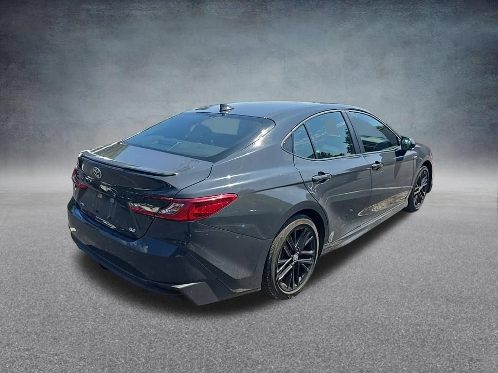Used 2025 Toyota Camry SE FWD image 8