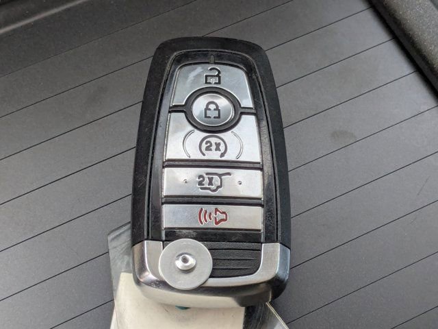 Used 2025 Ford Expedition Active RWD image 29