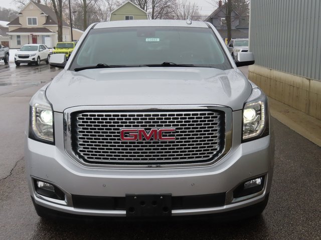 Used 2015 GMC Yukon XL Denali w/ Enhanced Security Package image 10