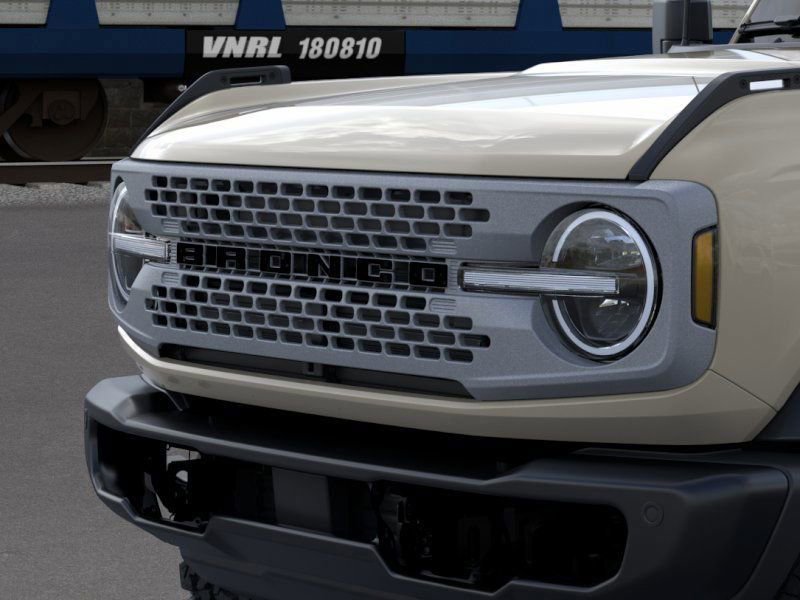 New 2025 Ford Bronco Badlands image 19