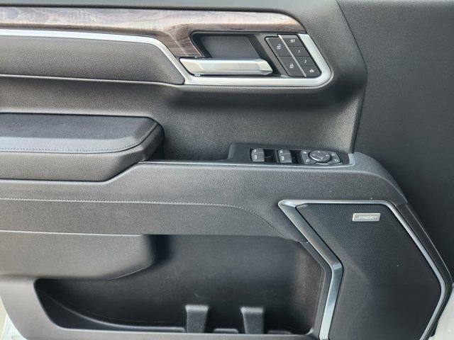 Used 2025 Chevrolet Silverado 1500 LTZ image 25