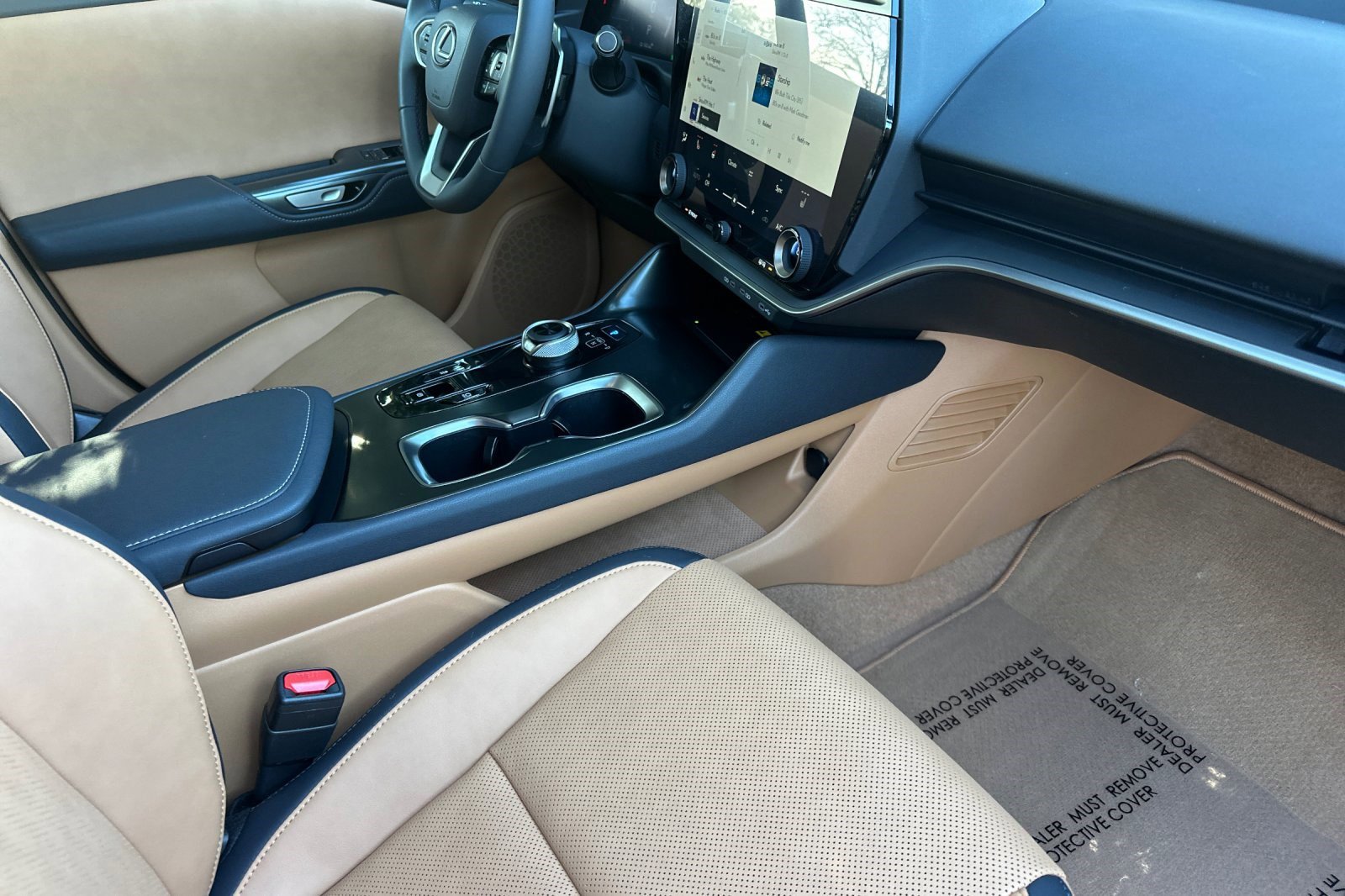 Certified 2025 Lexus RZ 300e w/ Accessory Package (2T) image 20