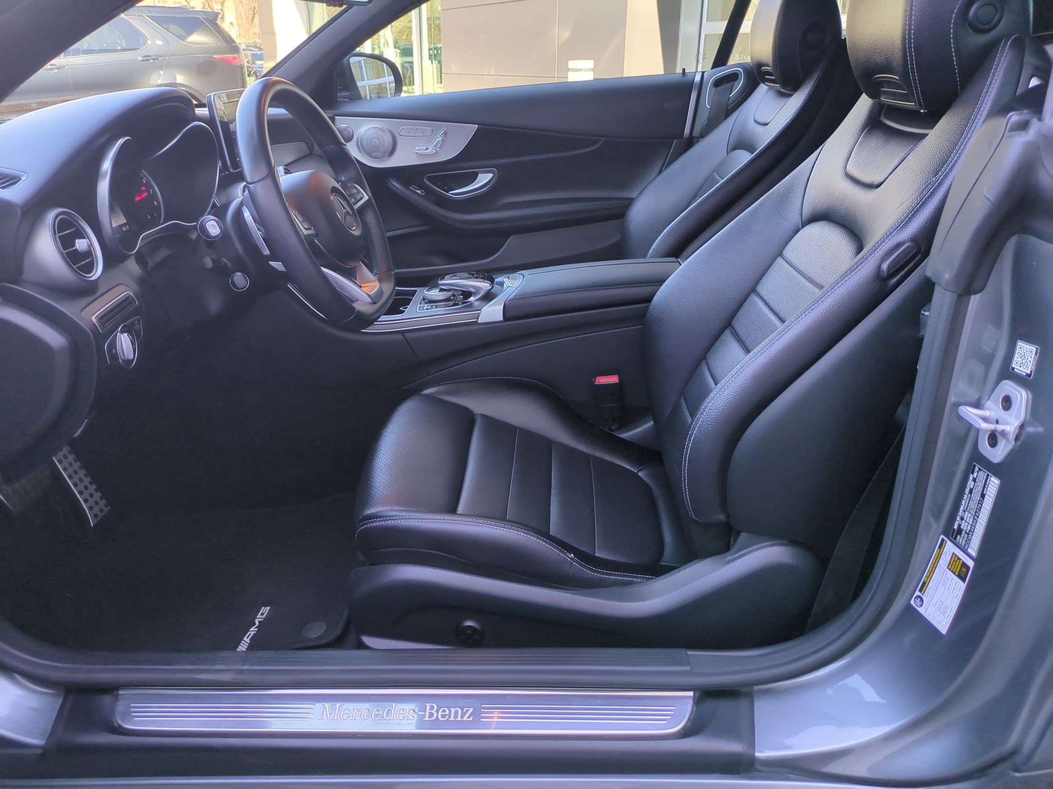 Used 2018 Mercedes-Benz C 300 4MATIC Cabriolet image 15