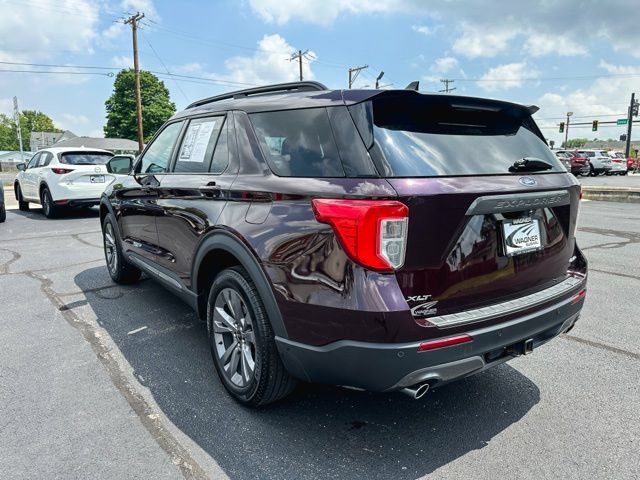 Used 2022 Ford Explorer XLT AWD/4WD image 6