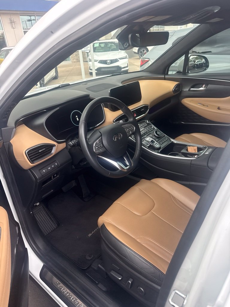 Used 2021 Hyundai Santa Fe Calligraphy FWD image 4