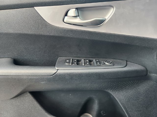 Used 2024 Kia Forte LXS FWD image 20