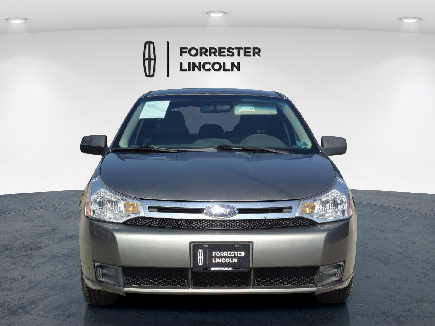 Used 2010 Ford Focus SE FWD image 8