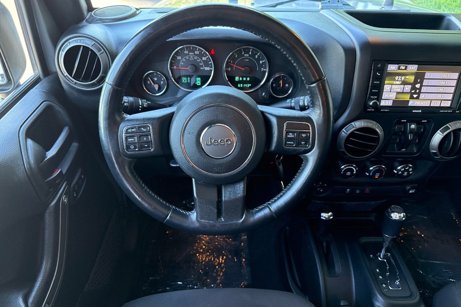 Used 2017 Jeep Wrangler Unlimited Sport w/ Quick Order Package 24S image 11