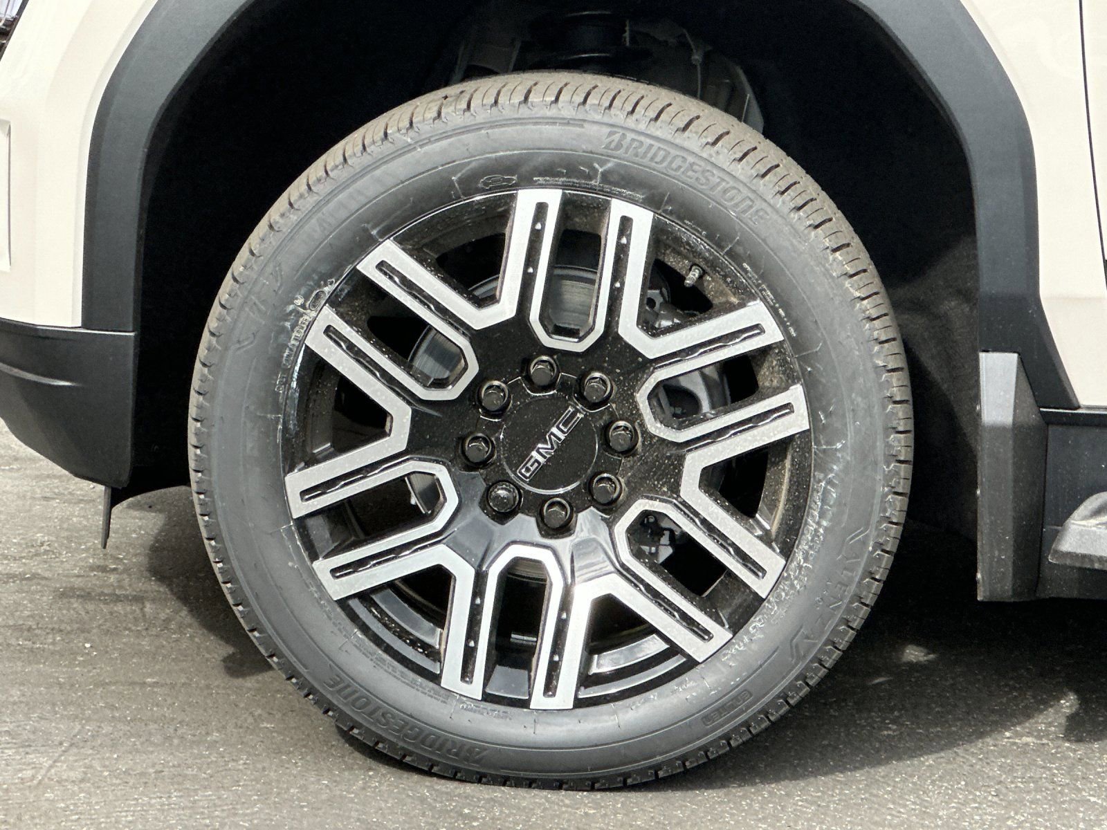 New 2026 GMC Sierra EV Elevation image 24