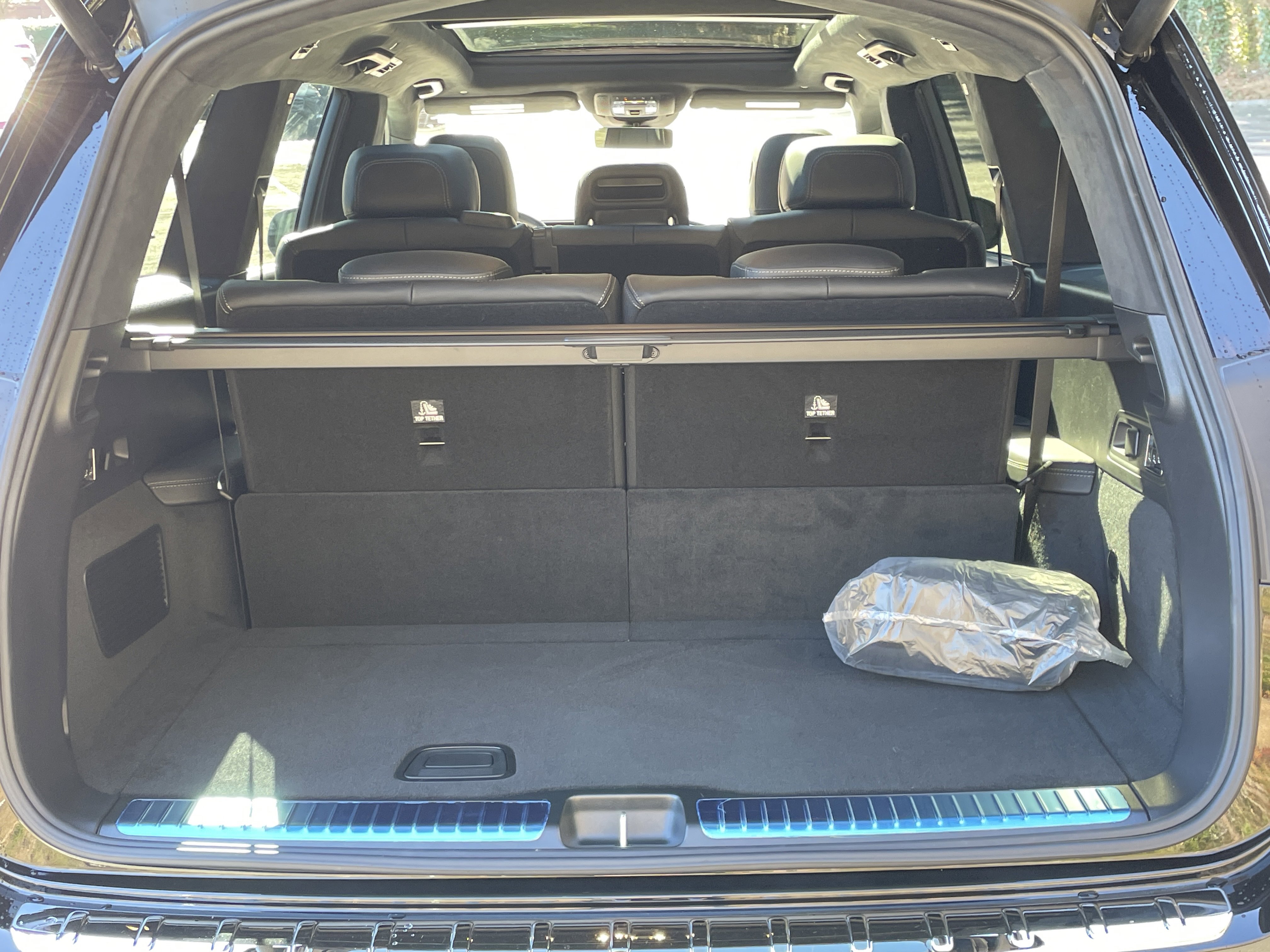 New 2026 Mercedes-Benz GLS 63 AMG 4MATIC image 9