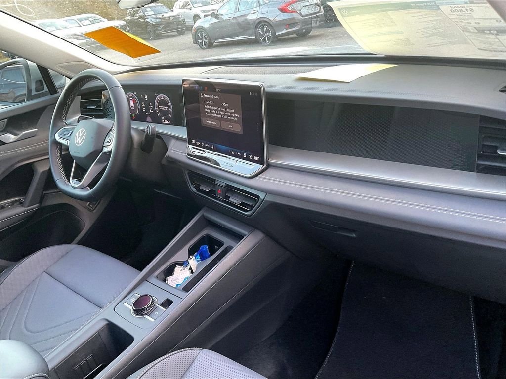 New 2026 Volkswagen Tiguan SE AWD/4WD image 10