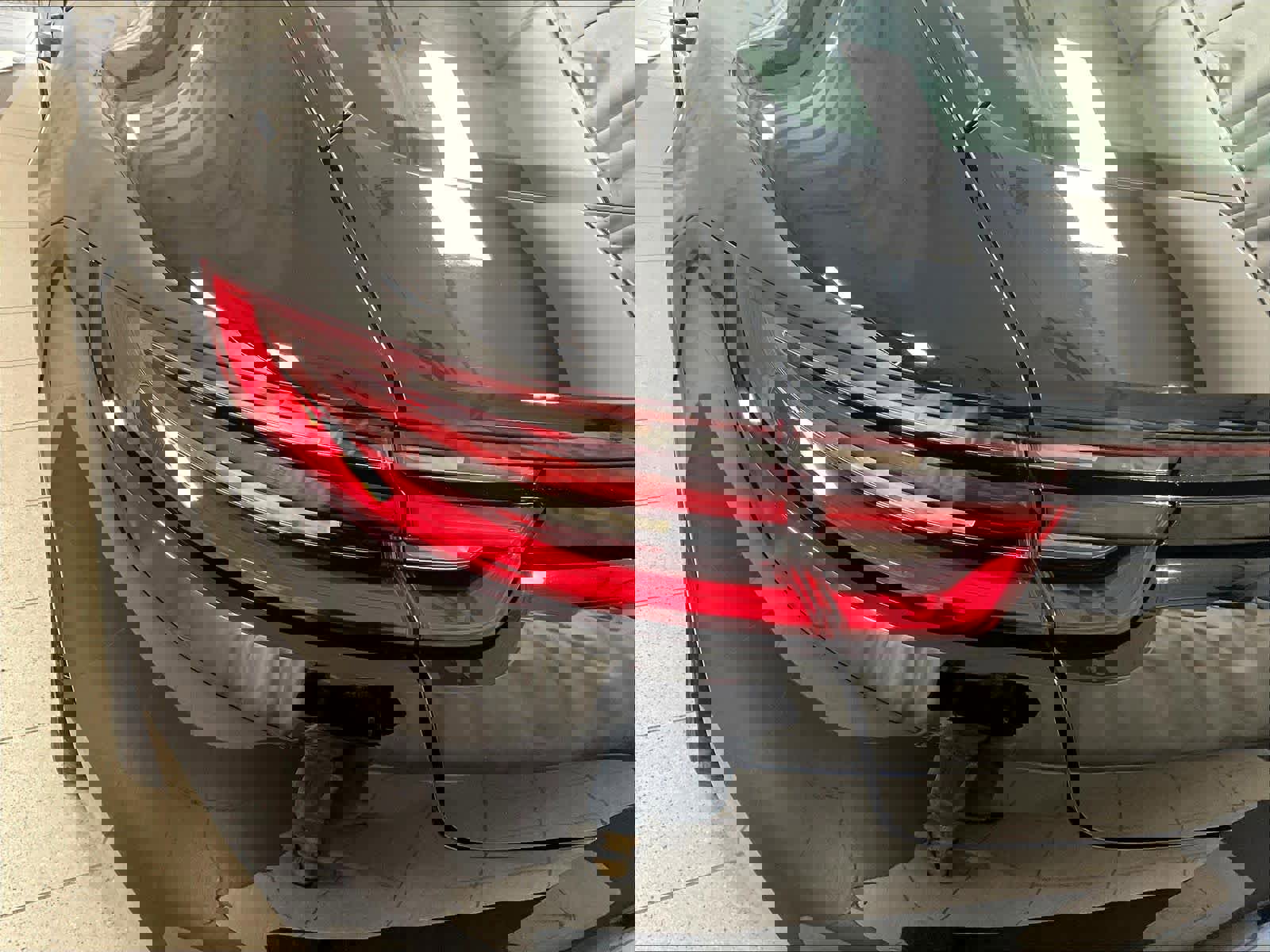 Used 2018 Porsche Panamera 4S image 31