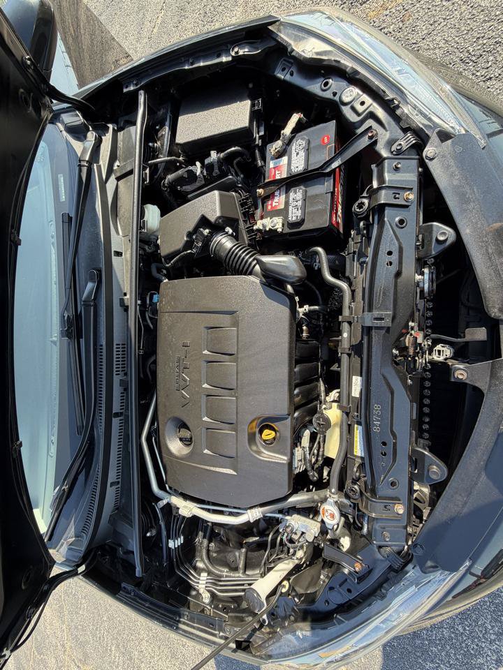 Used 2018 Toyota Corolla LE FWD image 14