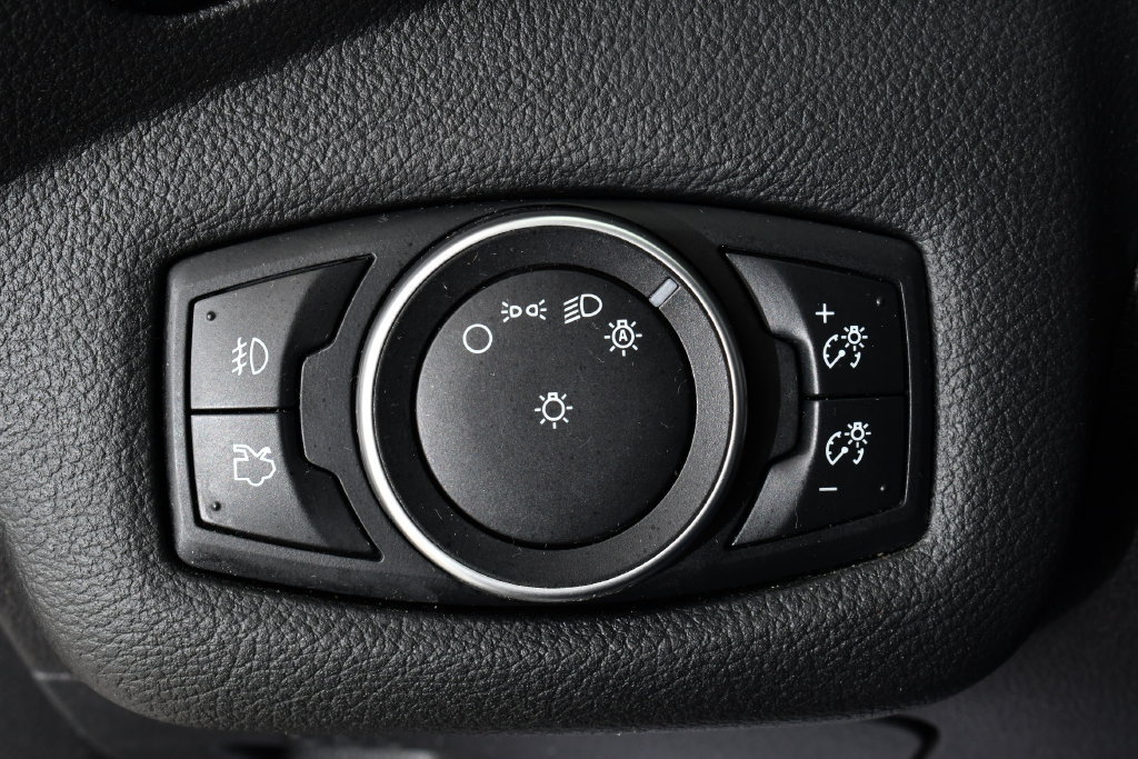 Used 2016 Ford Escape Titanium AWD/4WD image 32
