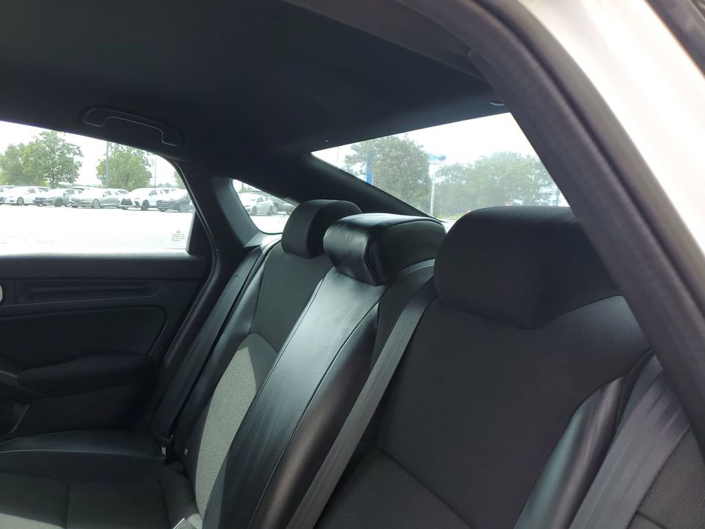 Used 2022 Honda Civic Sport image 9